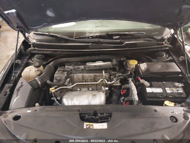 Chrysler 200 S 2015 1C3CCCBB7FN745882 Image 10