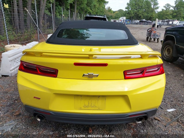 Chevrolet Camaro 1lt 2018 1G1FB3DS8J0132208 Image 16