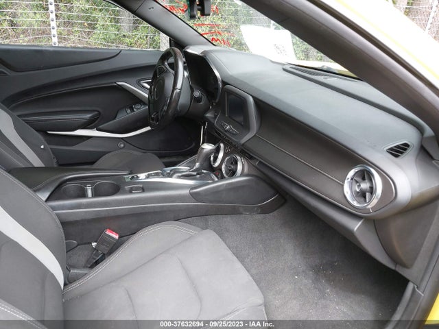 Chevrolet Camaro 1lt 2018 1G1FB3DS8J0132208 Image 5