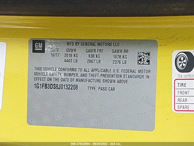 Chevrolet Camaro 1lt 2018 1G1FB3DS8J0132208 Image 9