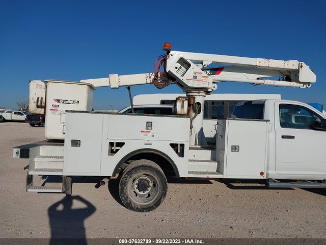 2018 Ram 5500, VIN: 3C7WRNBJ3JG179637