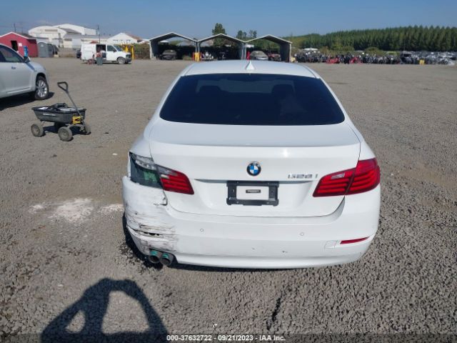 WBA5A5C56FD518619 BMW 5 Series 528i