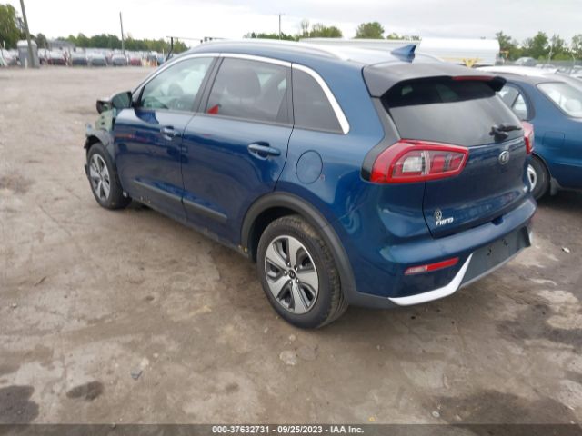 KNDCB3LC2J5137444 KIA NIRO LX