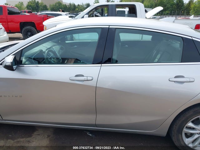 Chevrolet MALIBU LT 2018 1G1ZD5ST7JF150419 Image 14