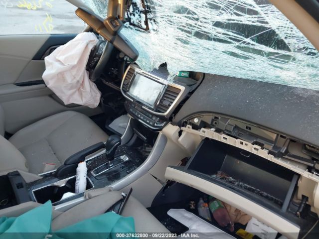 1HGCR3F92GA026860 Honda Accord Sedan Touring