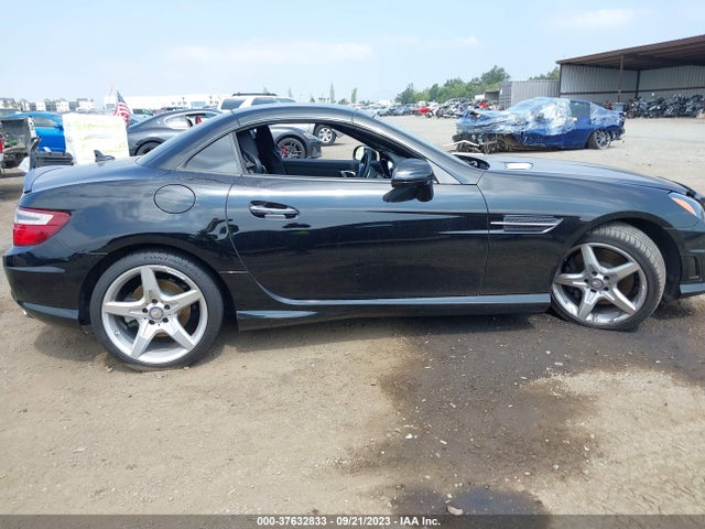 2016 Mercedes-Benz SLK-Class, VIN: WDDPK3JA5GF117782
