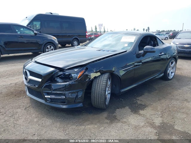 2016 Mercedes-Benz SLK-Class, VIN: WDDPK3JA5GF117782