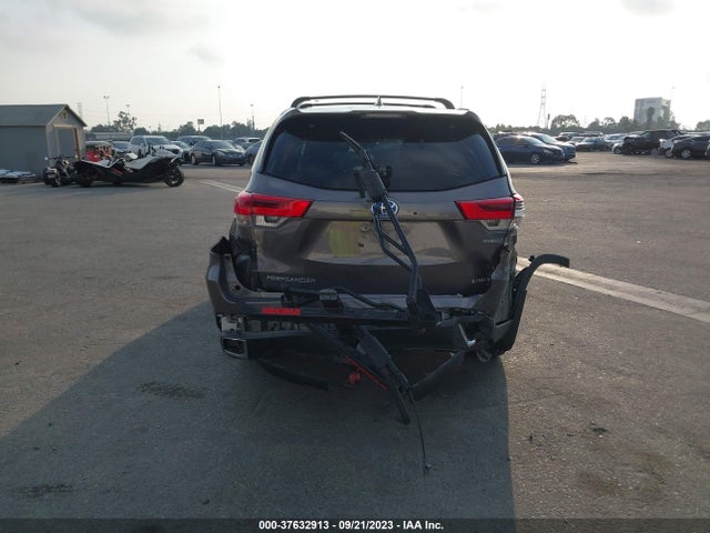 Toyota Highlander Hybrid Limited 2018 5TDDGRFH0JS051446 Image 16