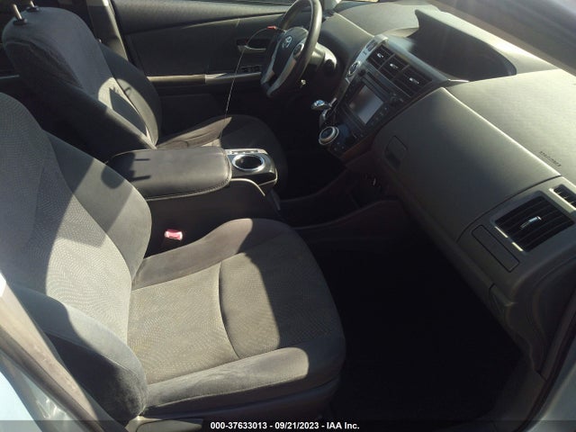 Toyota Prius V Two/three/five 2014 JTDZN3EU9E3331509 Image 5