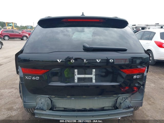 2022 VOLVO XC60 B5 MOMENTUM VIN: YV4L12RK1N1960646
