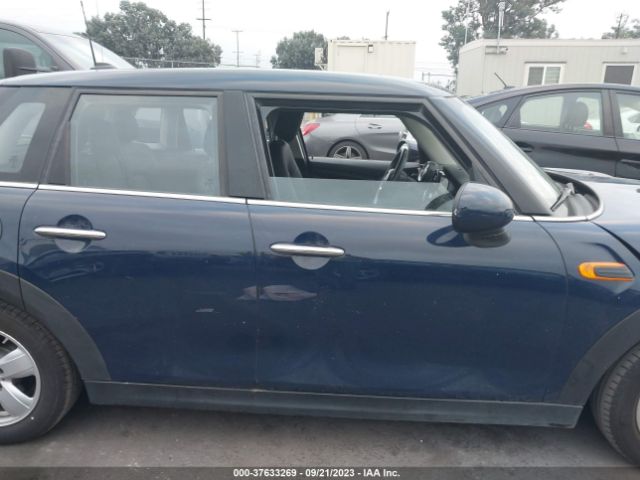 WMWXU1C5XG2D10848 Mini COOPER HARDTOP 4 DOOR