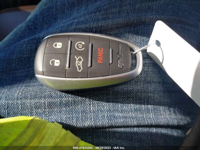 2018 ALFA ROMEO STELVIO ZASFAKNN1J7C18813 Photo 10