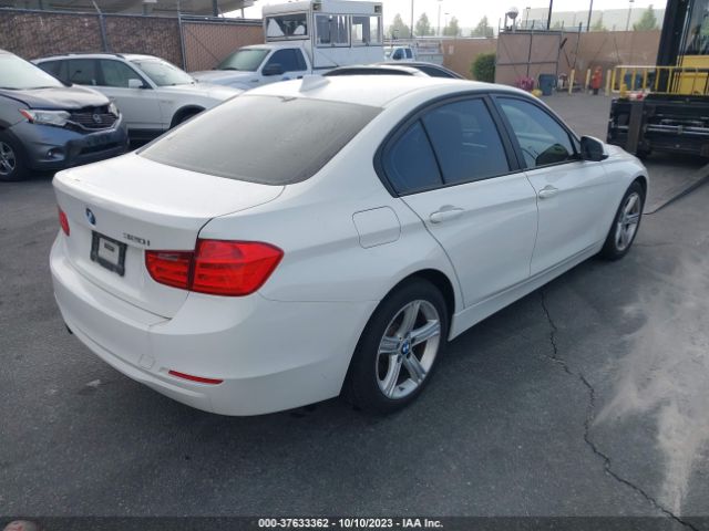 WBA3B1C59EPV79179 BMW 3 Series 320i