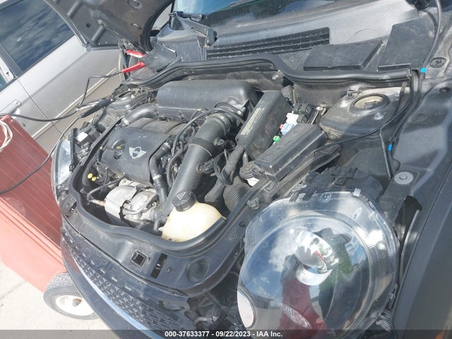 2011 MINI COOPER CLUBMAN WMWZG3C52BTY35673 Photo 9