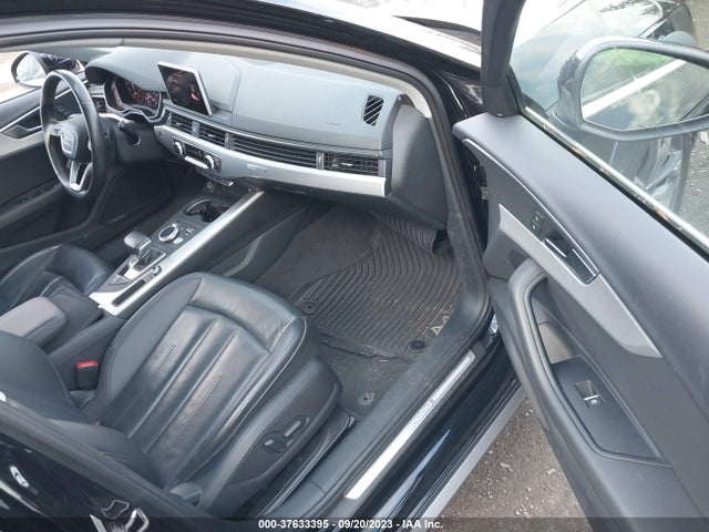 2018 Audi A4, VIN: WA18NAF47JA082156