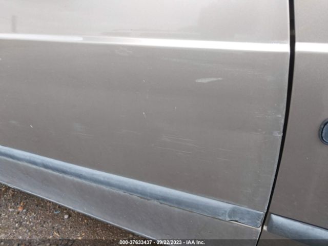 2002 SAAB 9-5 YS3ED49Z123020318 Photo 5