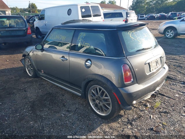 2004 MINI COOPER HARDTOP S VIN: WMWRE33474TD87336