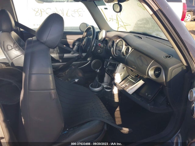 2004 MINI COOPER HARDTOP S VIN: WMWRE33474TD87336