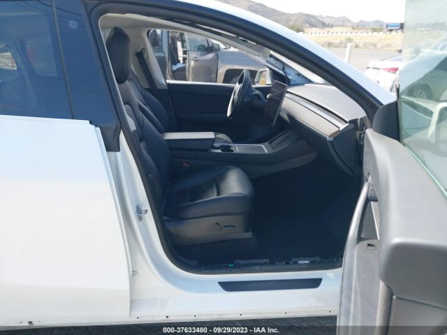 5YJYGDEE5MF270634 Tesla Model Y Long Range