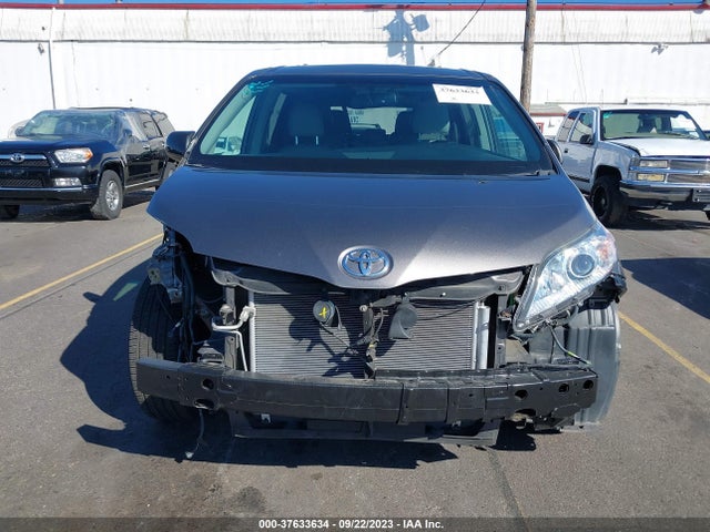 Toyota Sienna Xle Auto Access 2017 5TDYZ3DC6HS794638 Image 12