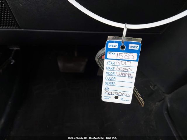 1C4BJWEG3HL507340 Jeep Wrangler Unlimited Sahara