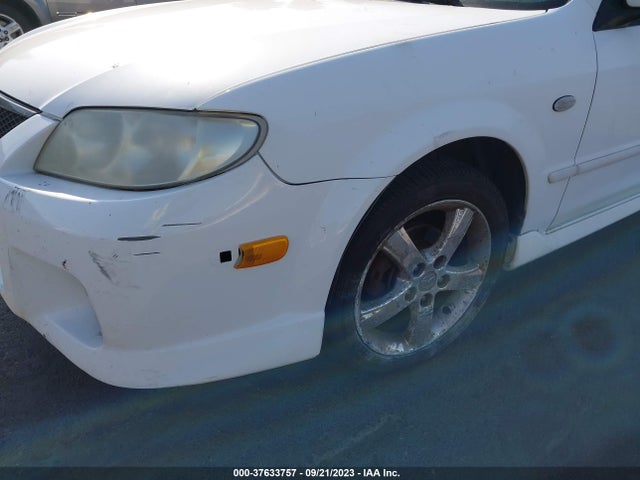 2002 MAZDA PROTEGE5 VIN: JM1BJ245421614330