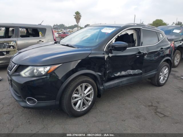 JN1BJ1CP7JW184990 Nissan Rogue Sport Sv