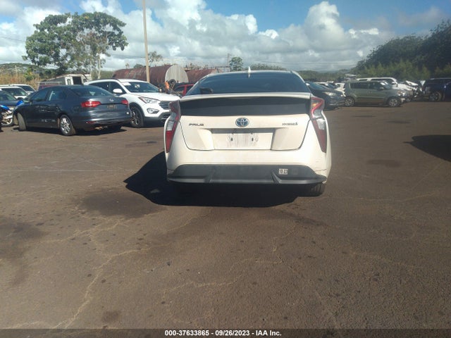 Toyota Prius Three Touring 2016 JTDKARFU2G3018528 Image 16