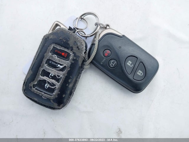 2T2BGMCA4GC004001 Lexus RX 450H