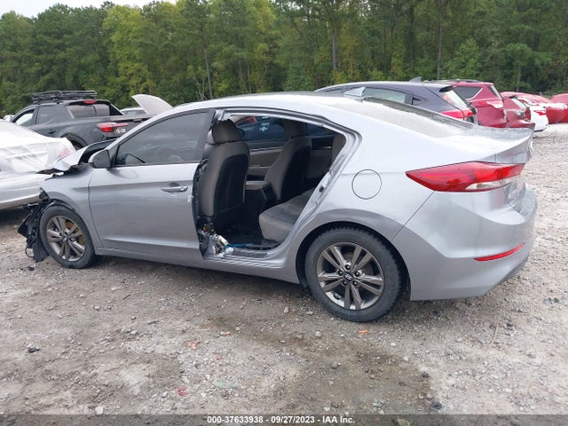 2017 HYUNDAI ELANTRA SE VIN: 5NPD84LF4HH003001