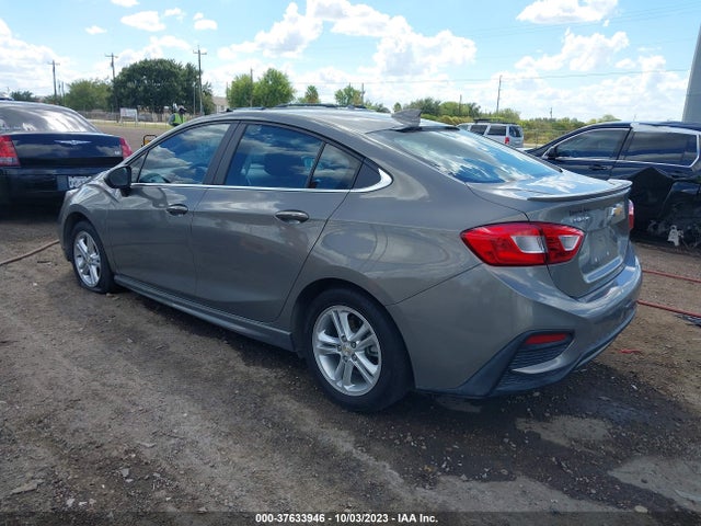 Chevrolet CRUZE LT 2018 1G1BE5SM8J7236789 Image 3