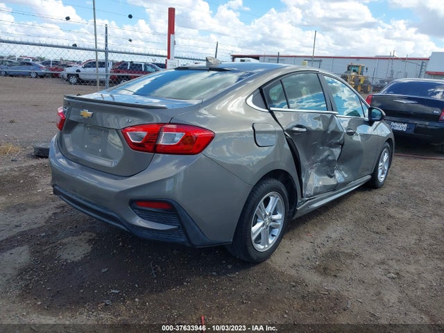 Chevrolet CRUZE LT 2018 1G1BE5SM8J7236789 Image 4