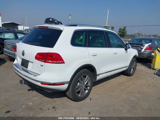 WVGEF9BP9GD005120 Volkswagen Touareg Lux