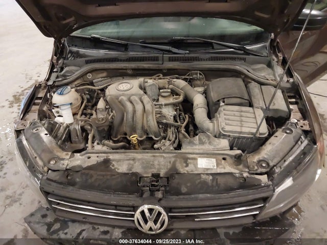 3VW2K7AJ9EM275855 Volkswagen Jetta Sedan S