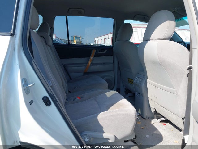 2009 TOYOTA HIGHLANDER HYBRID VIN: JTEEW41AX92034978