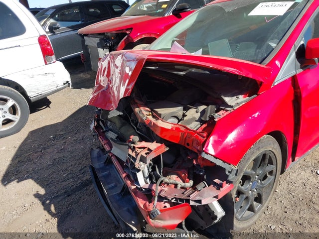 Ford FOCUS SE 2016 1FADP3K20GL325792 Image 6