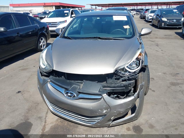 Hyundai ELANTRA SE 2016 5NPDH4AE6GH677949 Image 12