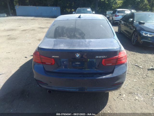 WBA8A3C57JA494407 BMW 3 Series 320i Xdrive
