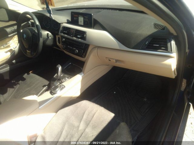 WBA8A3C57JA494407 BMW 3 Series 320i Xdrive