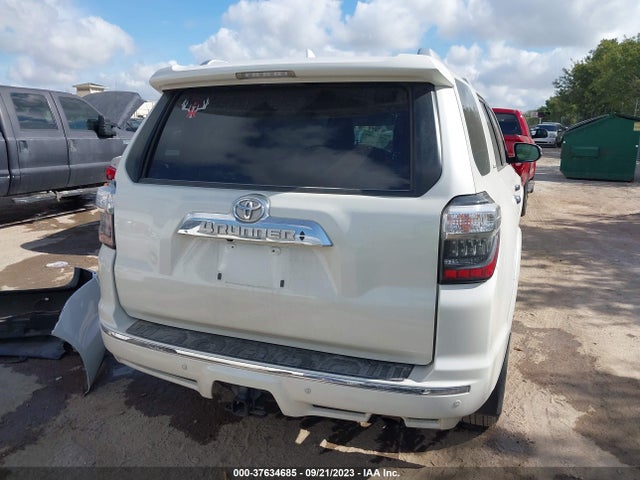 Toyota 4runner Limited 2020 JTEBU5JR1L5822865 Image 16