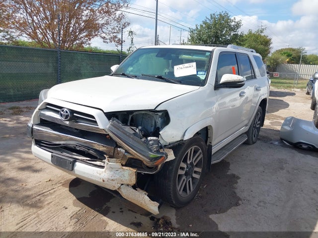 Toyota 4runner Limited 2020 JTEBU5JR1L5822865 Image 2