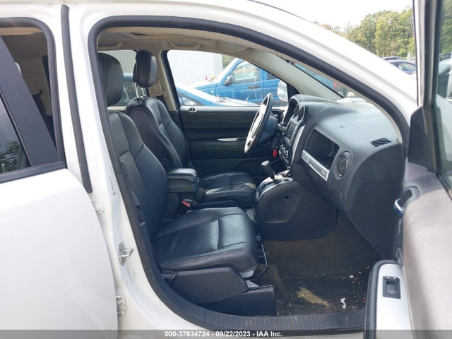 1C4NJDEB9GD708822 Jeep Compass High Altitude Edition