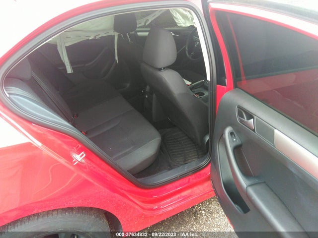 3VWD17AJ9FM344413 Volkswagen Jetta 1.8t Se