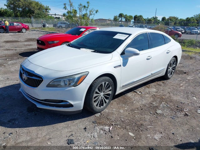 1G4ZN5SS5HU173193 Buick Lacrosse Preferred