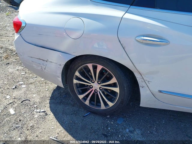 1G4ZN5SS5HU173193 Buick Lacrosse Preferred