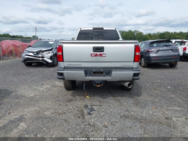 1GT12UEY9JF165452 GMC Sierra 2500hd Denali
