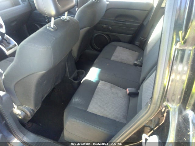 2008 JEEP COMPASS SPORT VIN: 1J8FF47WX8D733485