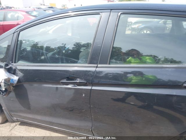 JHMGK5H50GX024806 Honda FIT LX