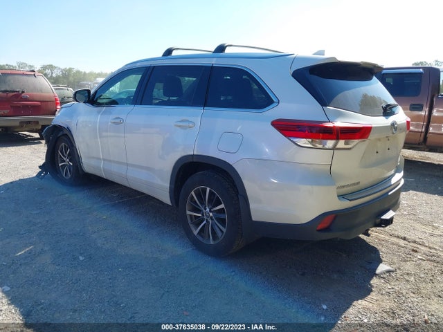 Toyota Highlander Xle/se 2017 5TDJZRFH5HS357372 Image 3