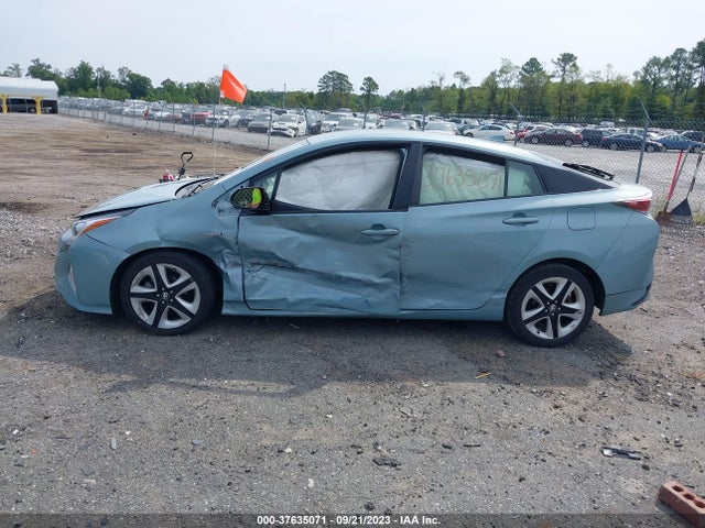 Toyota Prius Four 2016 JTDKARFU0G3003056 Image 13